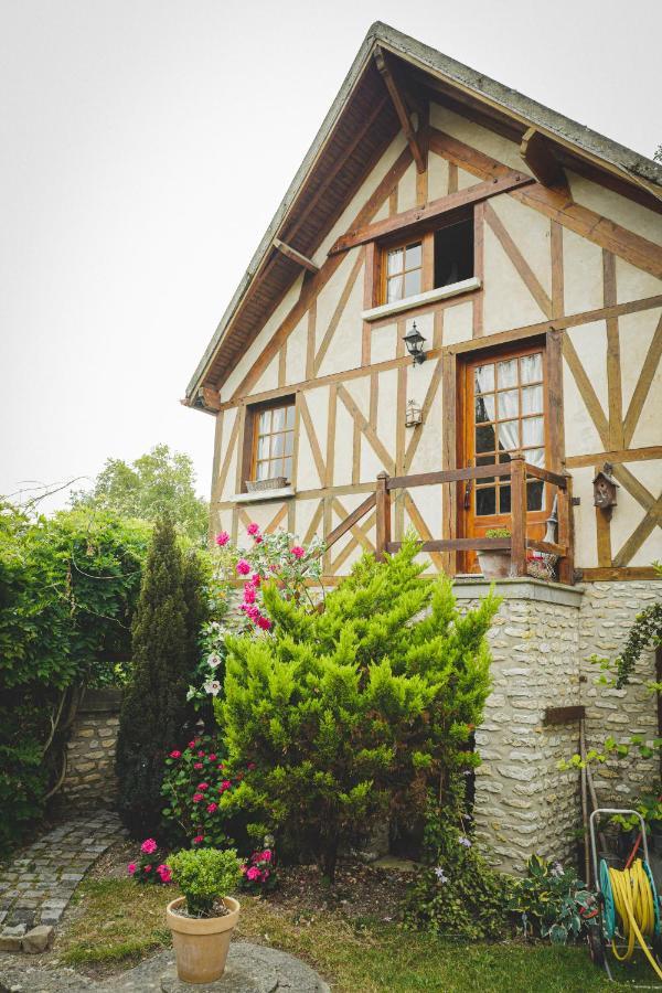 Au Fil De L'Eau & Gite "Le Jardin Du Moulin" Fourges Exteriör bild