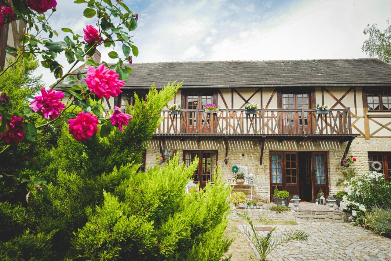 Au Fil De L'Eau & Gite "Le Jardin Du Moulin" Fourges Exteriör bild